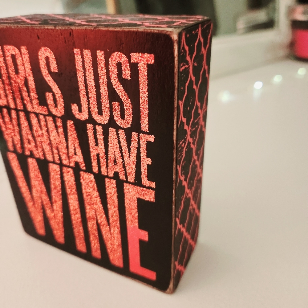 $3/25 Pink Rustic Sign - Picture 2 of 3